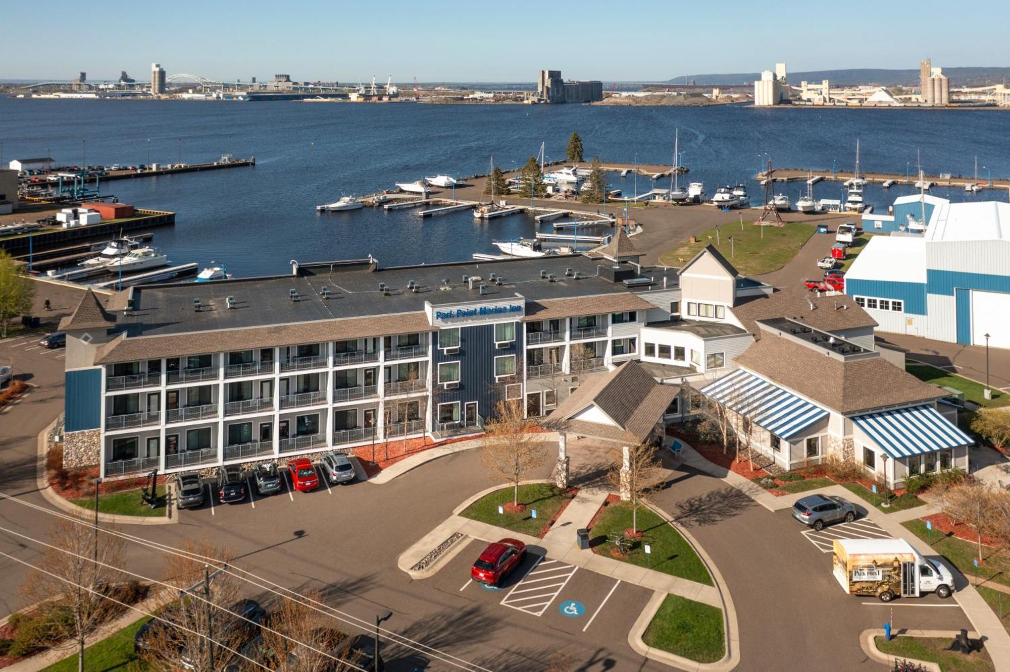 Park Point Marina Inn Duluth Extérieur photo