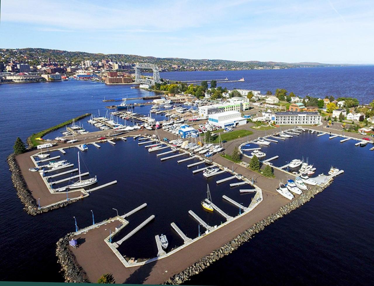 Park Point Marina Inn Duluth Extérieur photo